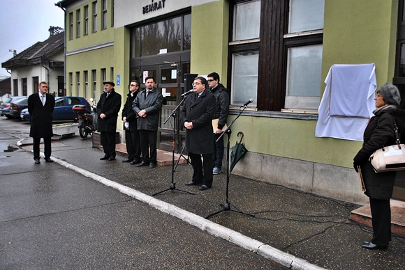 akos-2014112-orosz-tabla 13