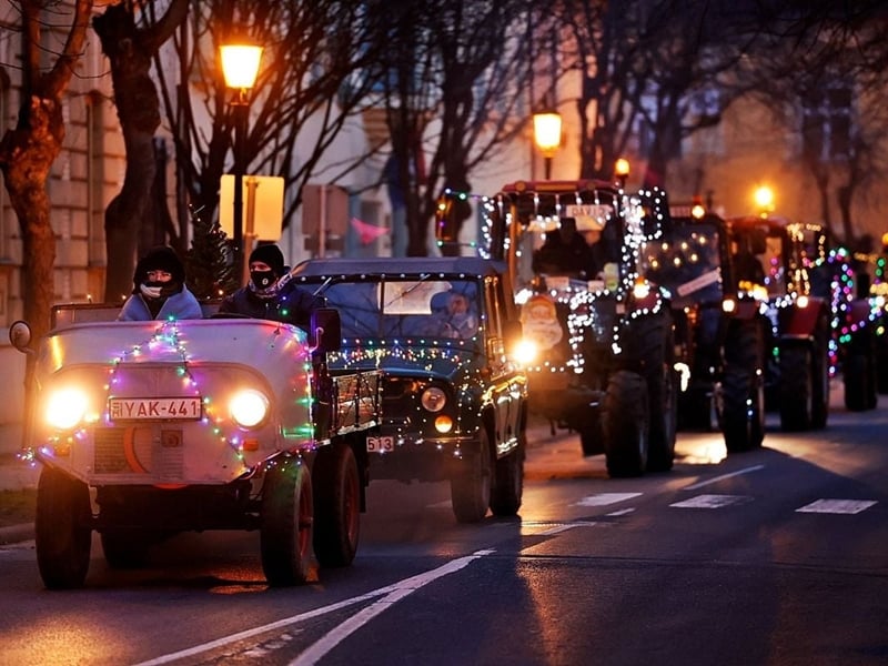 Adventi fényfüzéres traktoros felvonulás – várják a jelentkezőket