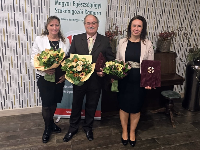 Vármegyei elismerő díjat kaptak a halasi kórház dolgozói