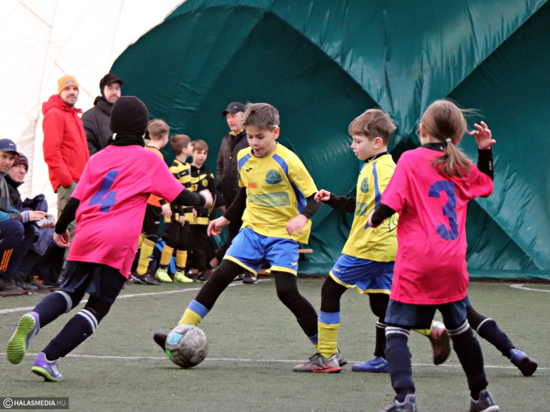 A Szilády–Top-Ár Kupával indult az idei Buborék-szezon