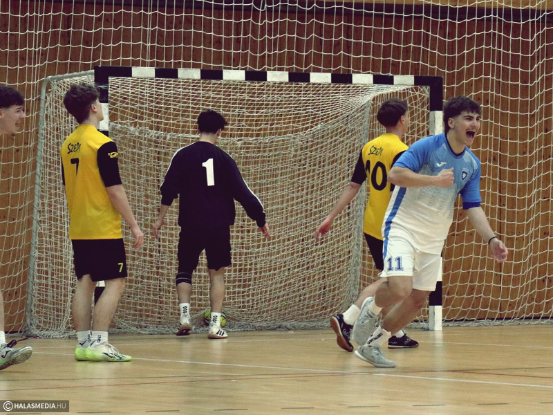 Hazai győzelemmel rajtolt a Szilády Kupa <small>(youtube)</small>