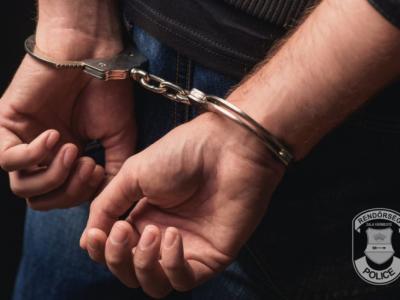 Boldog új évet kívánt, és rabolt a drogos férfi