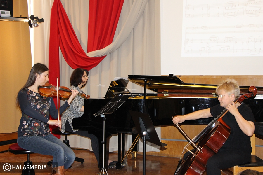 Debussy 100