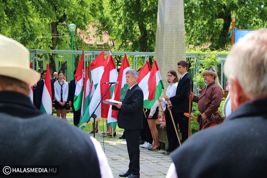 (►) A magyar hősökről a mai fiataloknak is tudniuk kell