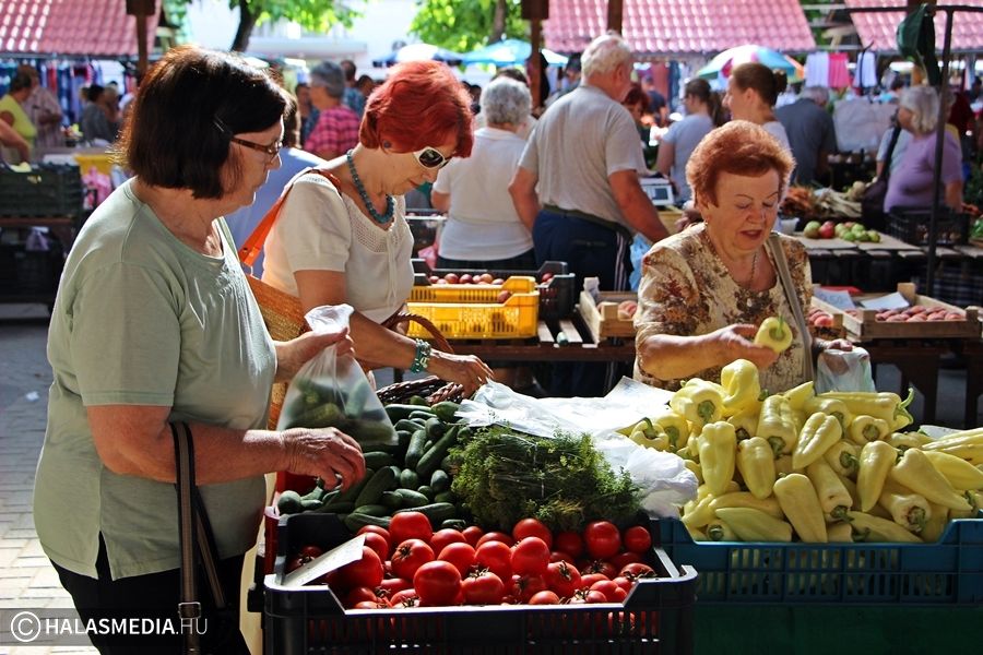 Szép az áru, mégis kevesebb a vevő