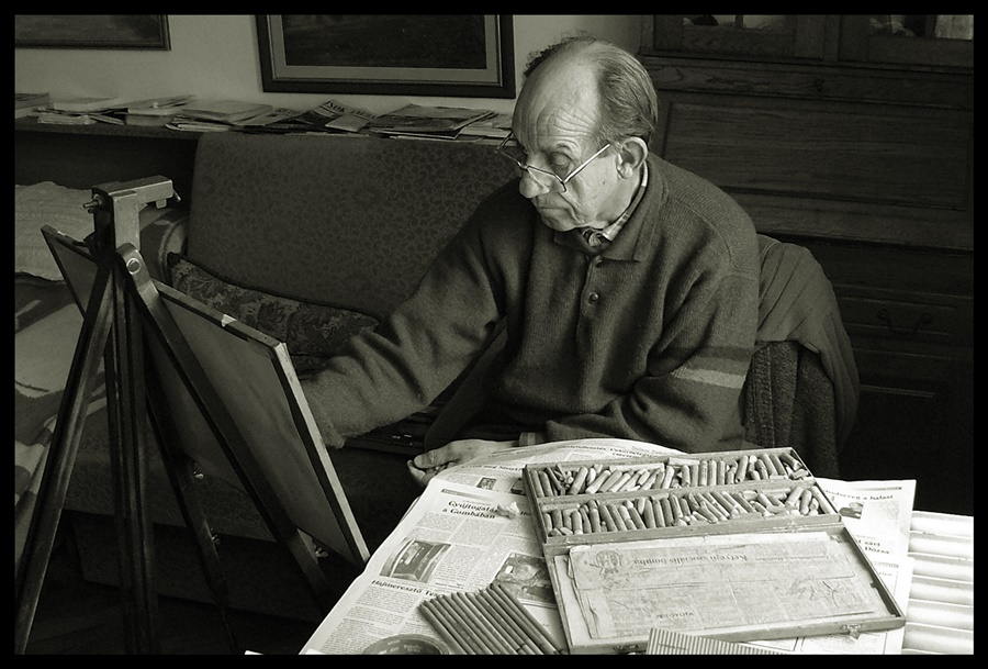 Elhunyt Székely Tibor