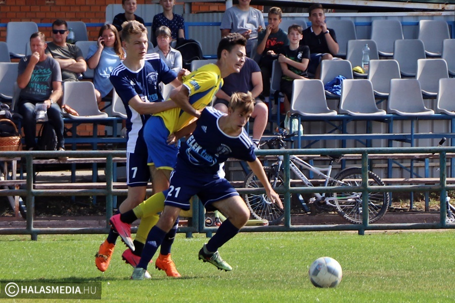 Városi rangadót nyert a KFC az RFC ellen (galéria)