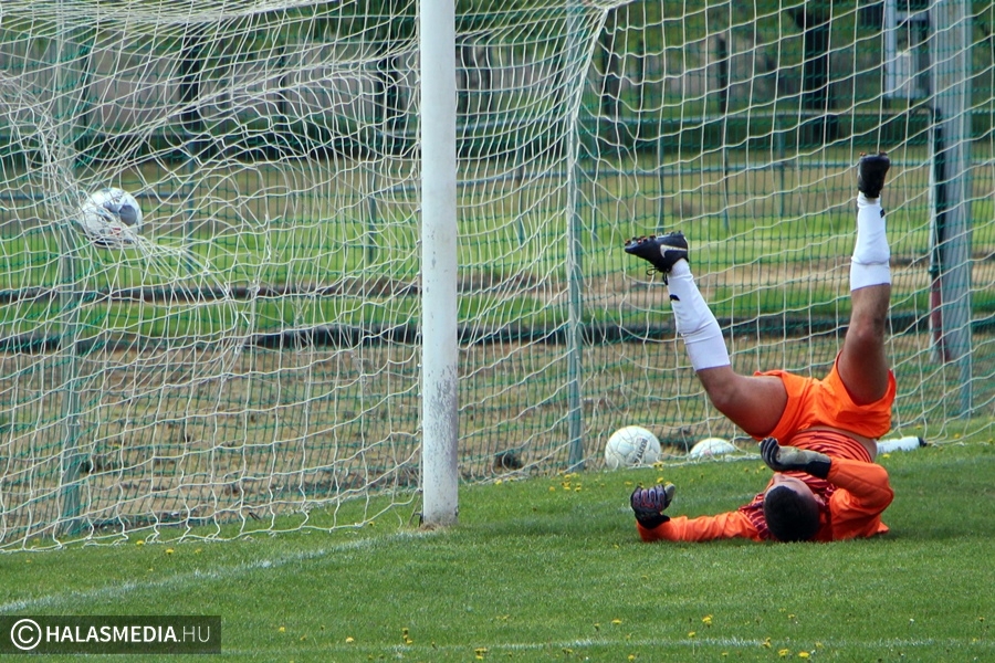 Jogos a KFC szurkolóinak aggodalma (galéria)