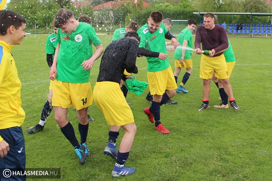 (►)  Megcsípték a Méhecskéket: bajnok a Szilády RFC (galéria)