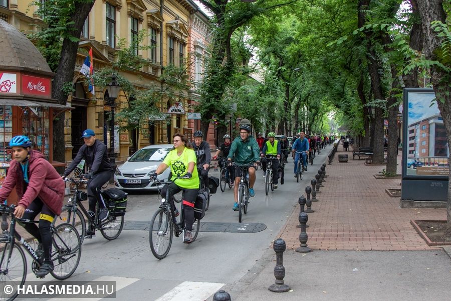 Több mint százan teljesítették a 10. Kiskunhalas-Szabadka Kerékpártúrát