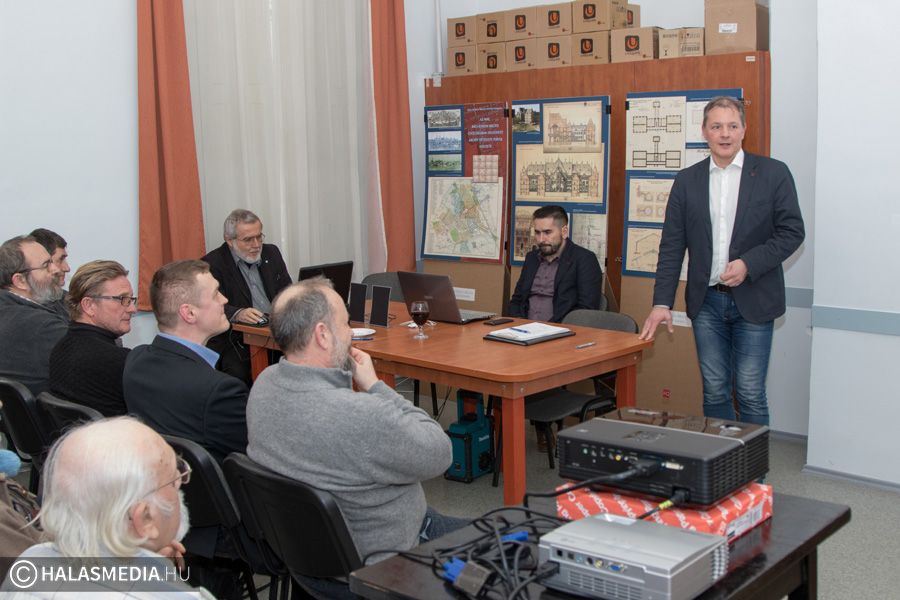 Halason jártak a megyei építészek