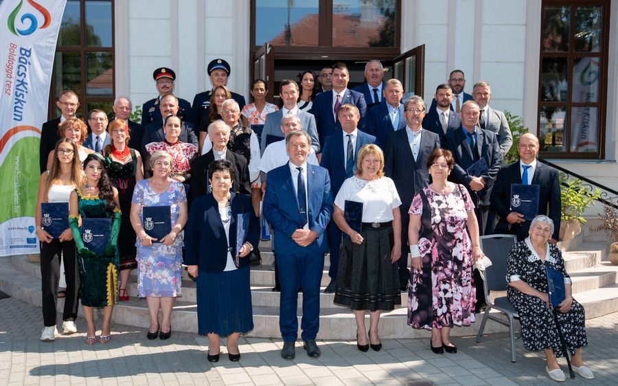 Három halasi díjazott az ünnepi vármegyei közgyűlésen