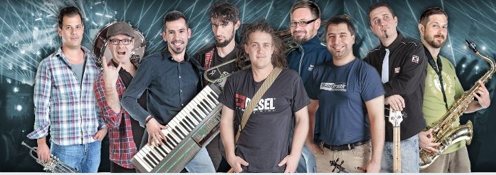 (►) Tűzijáték előtt: Stabilfrazír