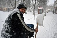 Kölni helyett hógolyót viszünk a lányoknak?