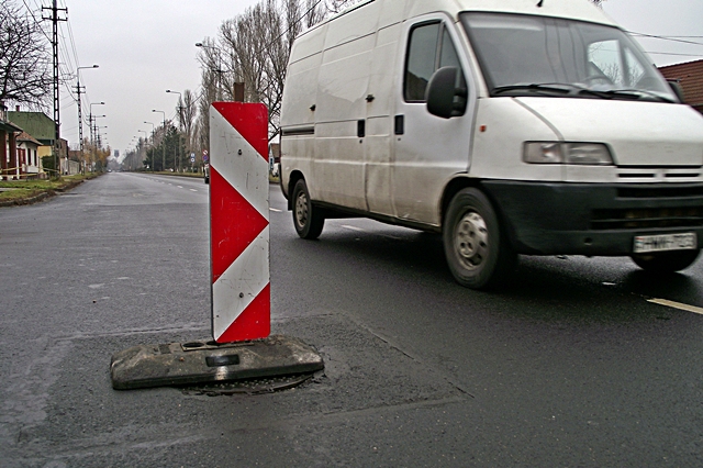 Zűrös, hangos fedlapok