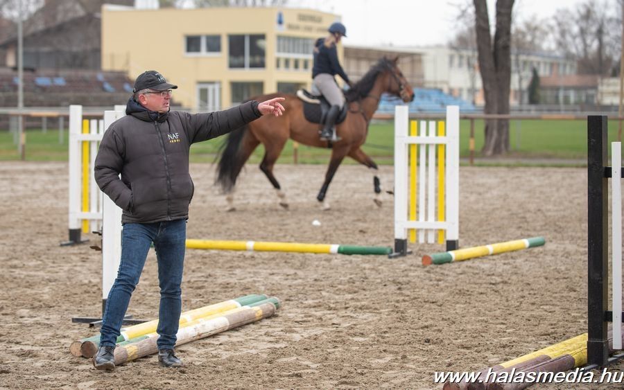 Magyar bajnok vezette a szabadtéri edzést (galéria)