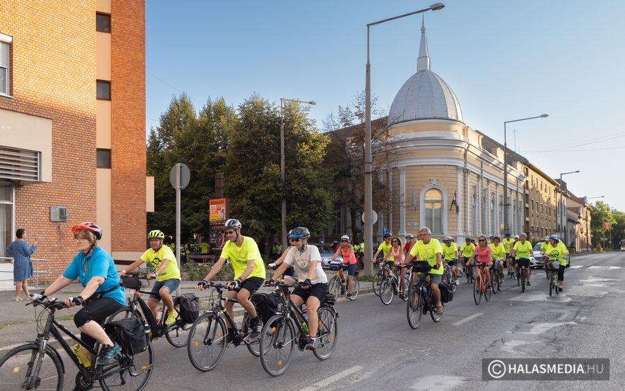 Jó 200 fős bringás mezőny indult Szabadkára (galéria)