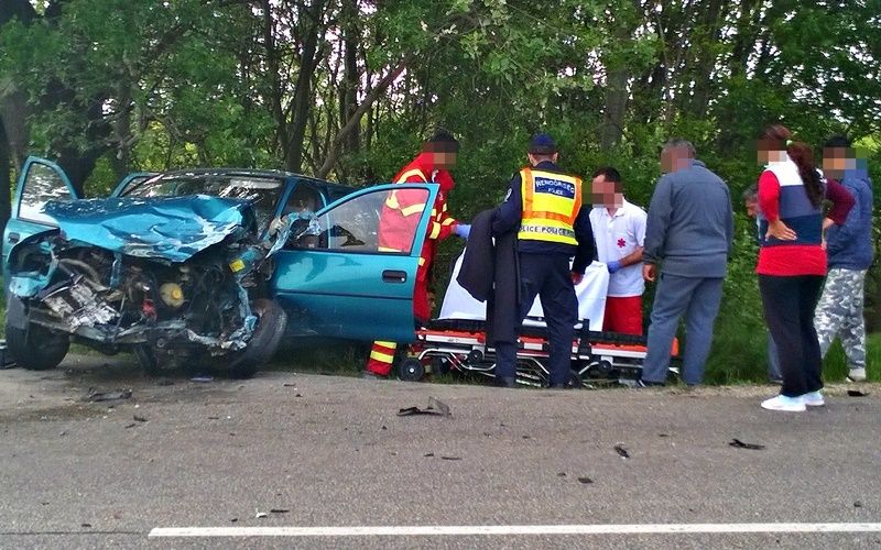 Hat sérült a fehértói úti balesetben (galériával)