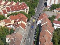 Légi felvételek a szüreti menetről