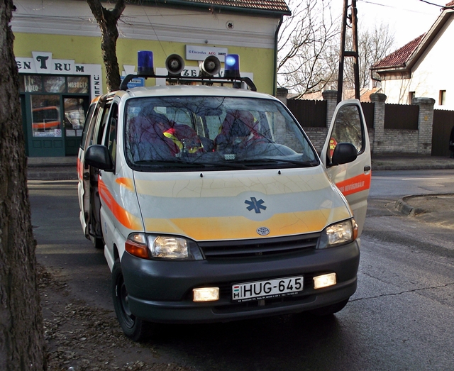 Így telt a karácsony a mentőknél