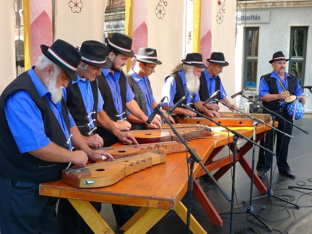 Hagyományőrzés a főtéren