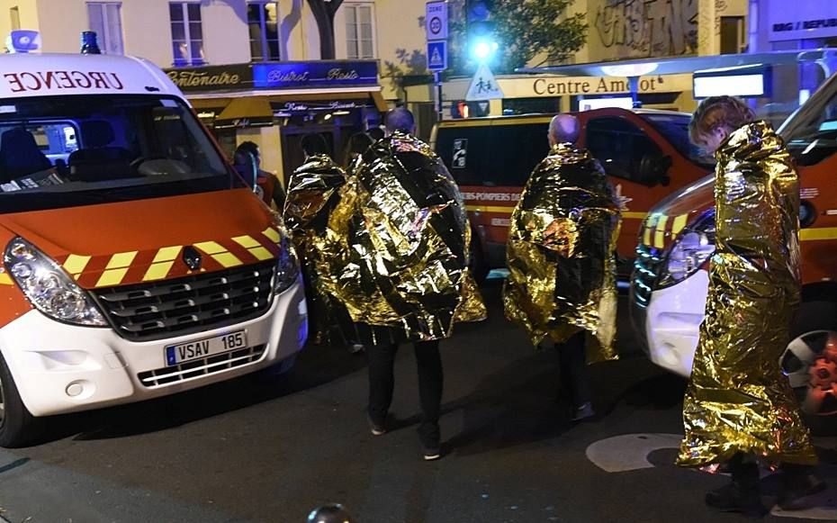 Egyre többen jelzik Párizsból, hogy biztonságban vannak