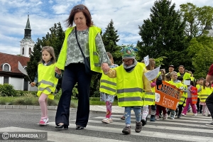 A Gólyafészek Óvoda Szívecske csoportja is tett a közlekedési kultúráért (galéria)