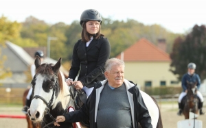 Mindenki nyert a szabadidős lovas versenyen (galéria)