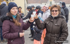 Koccintottak az évre a halasi lovasok (galéria)